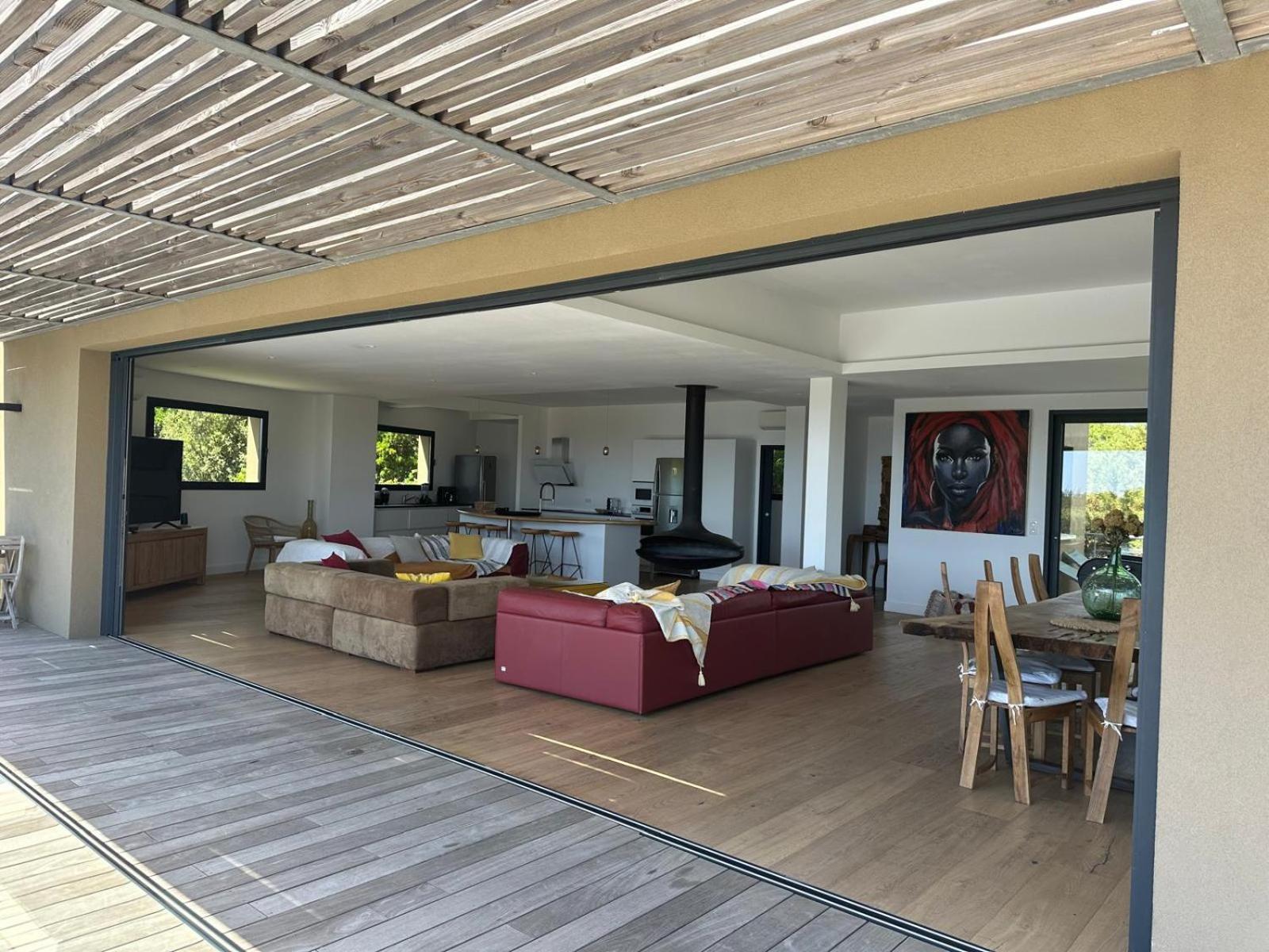 Villa De Luxe Surplombant La Mer, Piscine Suspendue Pianottoli-Caldarello  Luaran gambar